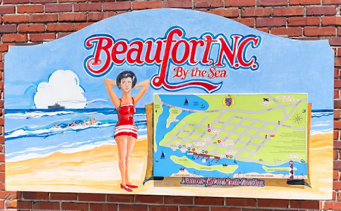 Link to CrystalCoast.com