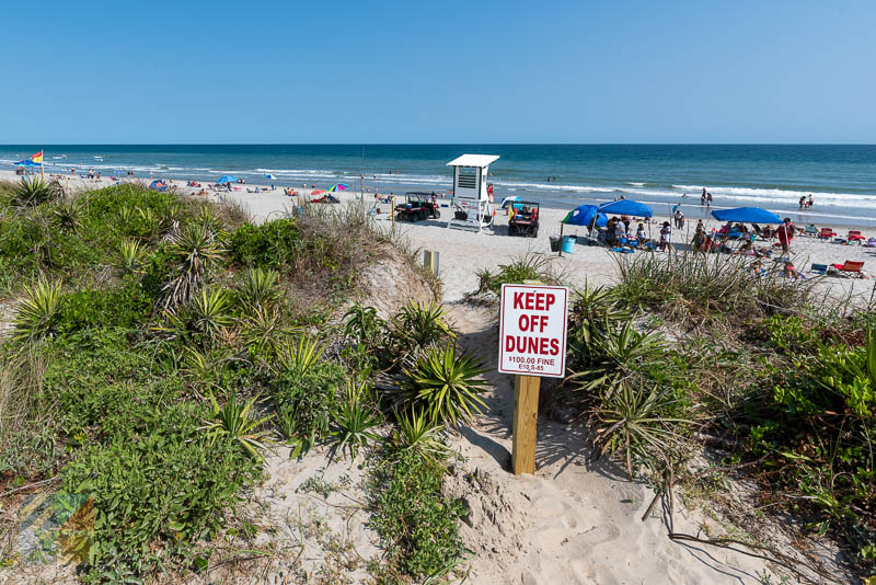 Pine Knoll Shores beach