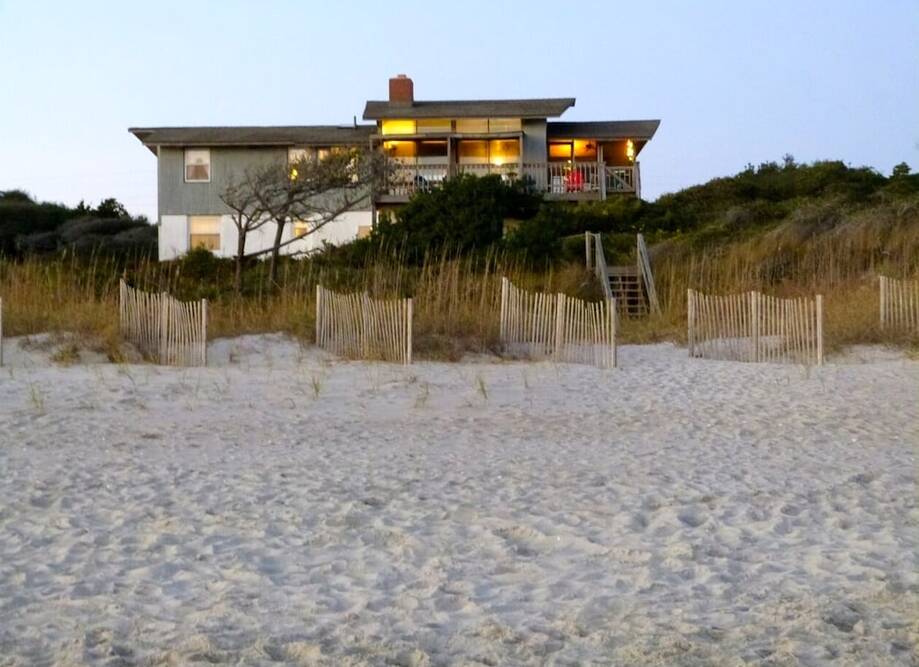 Ocean Front PINE... Vacation rental home in Pine Knoll Shores, NC